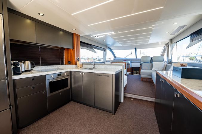 Sunseeker Manhattan 66 | Aquanaut