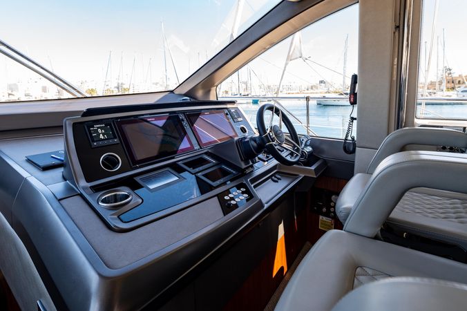 Sunseeker Manhattan 66 | Aquanaut