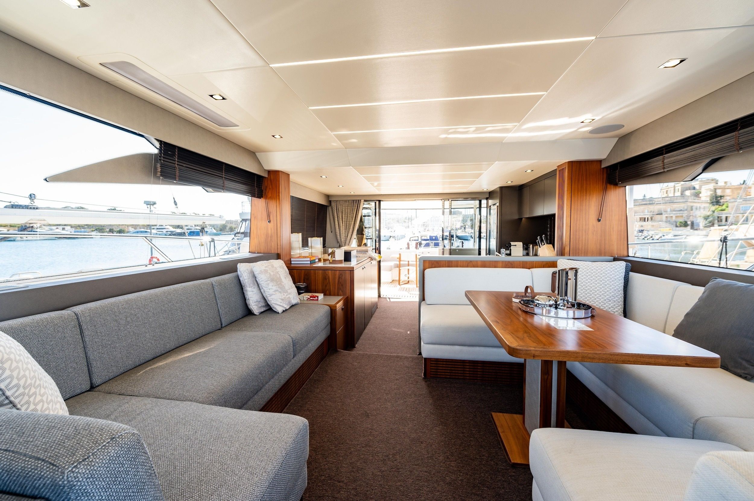Sunseeker Manhattan 66 | Aquanaut