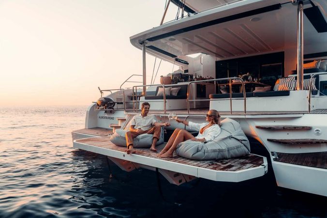 Lagoon 55 | Almosta Road