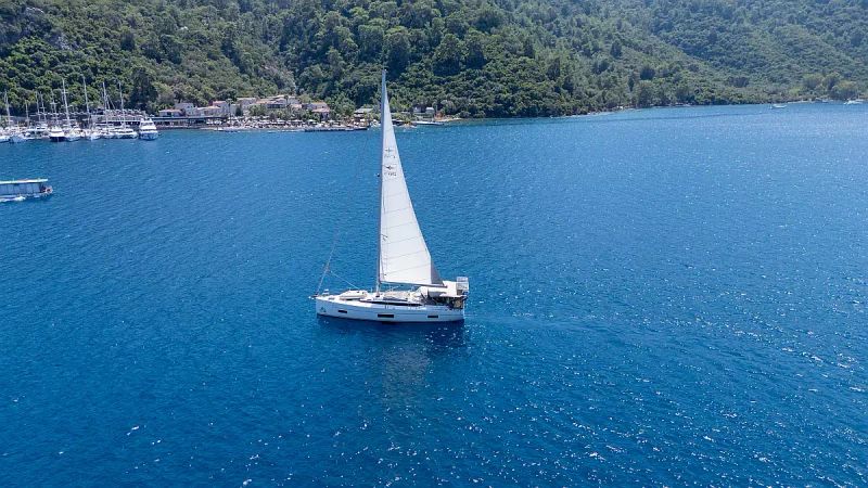 Bavaria C45 Style | Mina 52