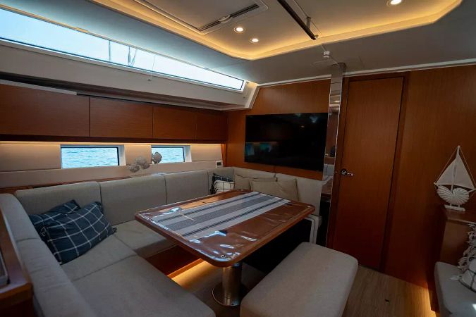 Bavaria C45 Style | Mina 52