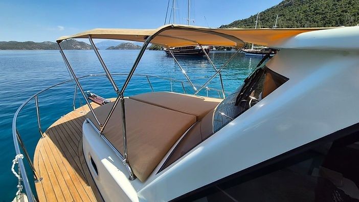 Custom Built 30 | Derin Ada