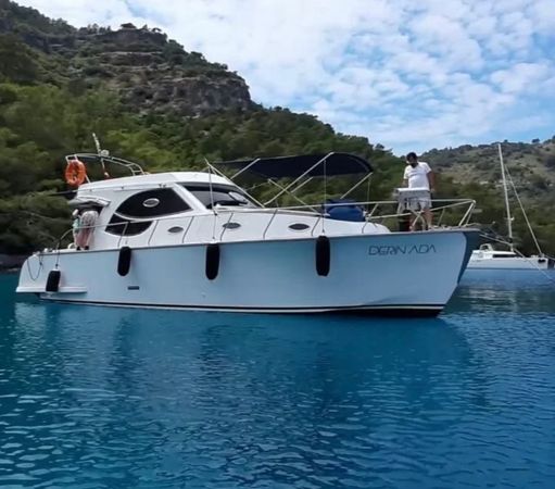 Custom Built 30 | Derin Ada