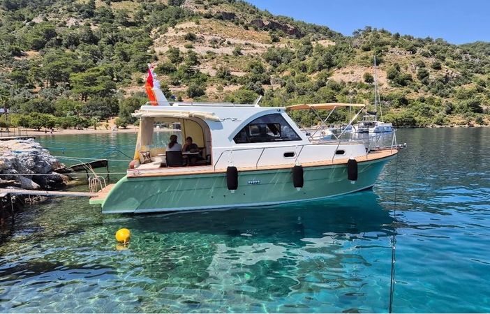 Custom Built 30 | Derin Ada