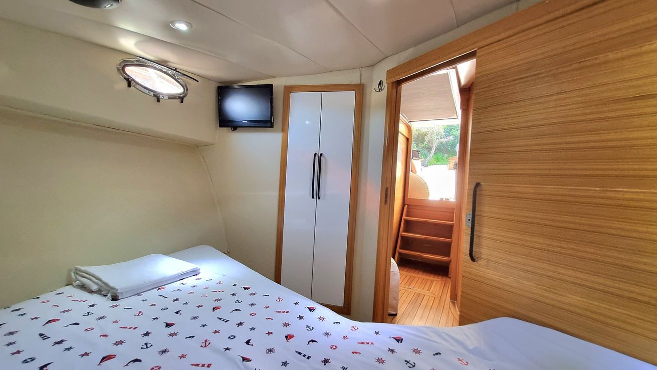 Custom Built 30 | Derin Ada