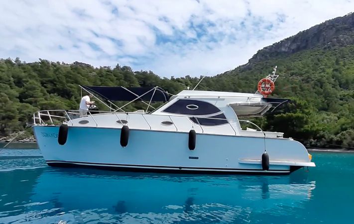 Custom Built 30 | Derin Ada