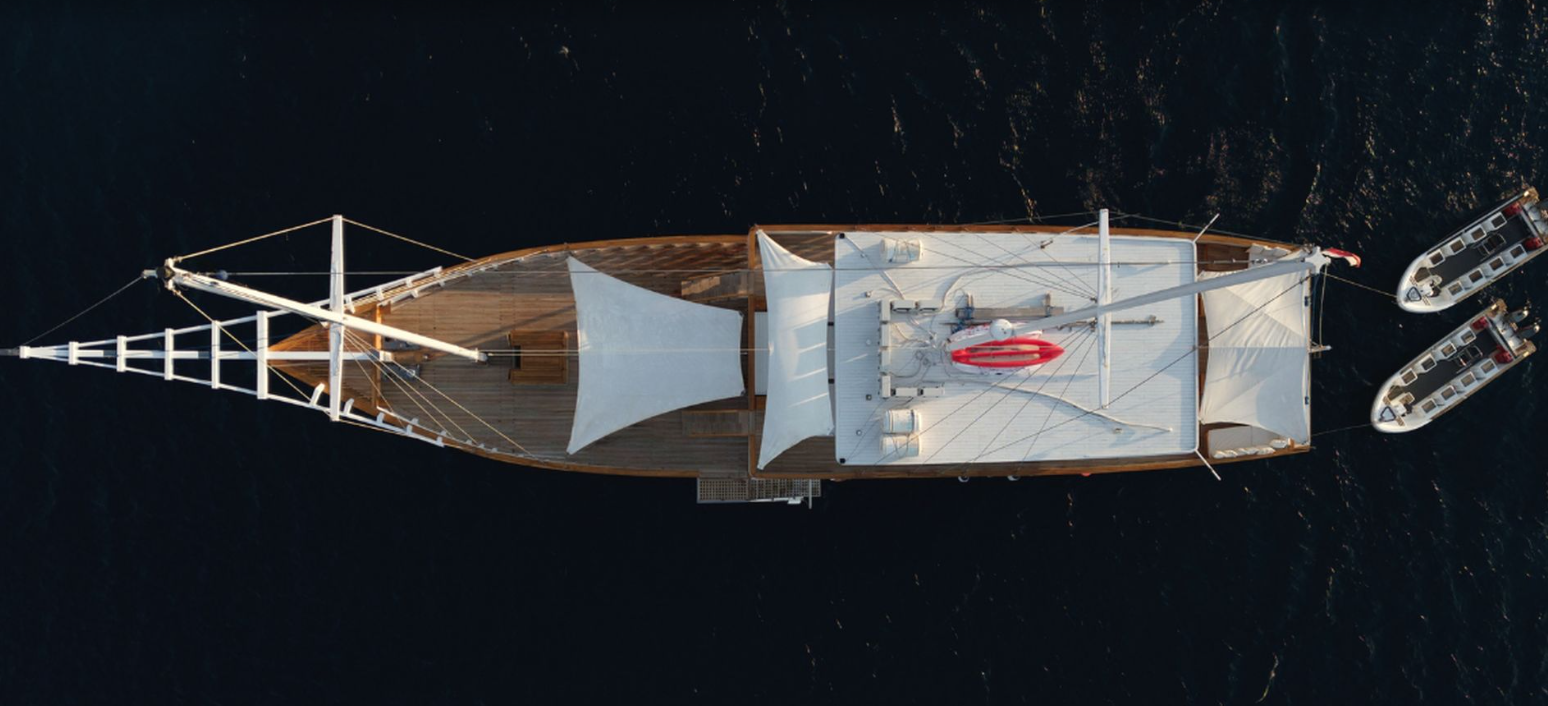 Custom Built Phinisi | Fenides