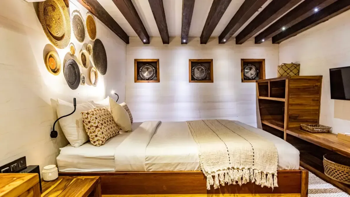 Custom Built Phinisi | Fenides