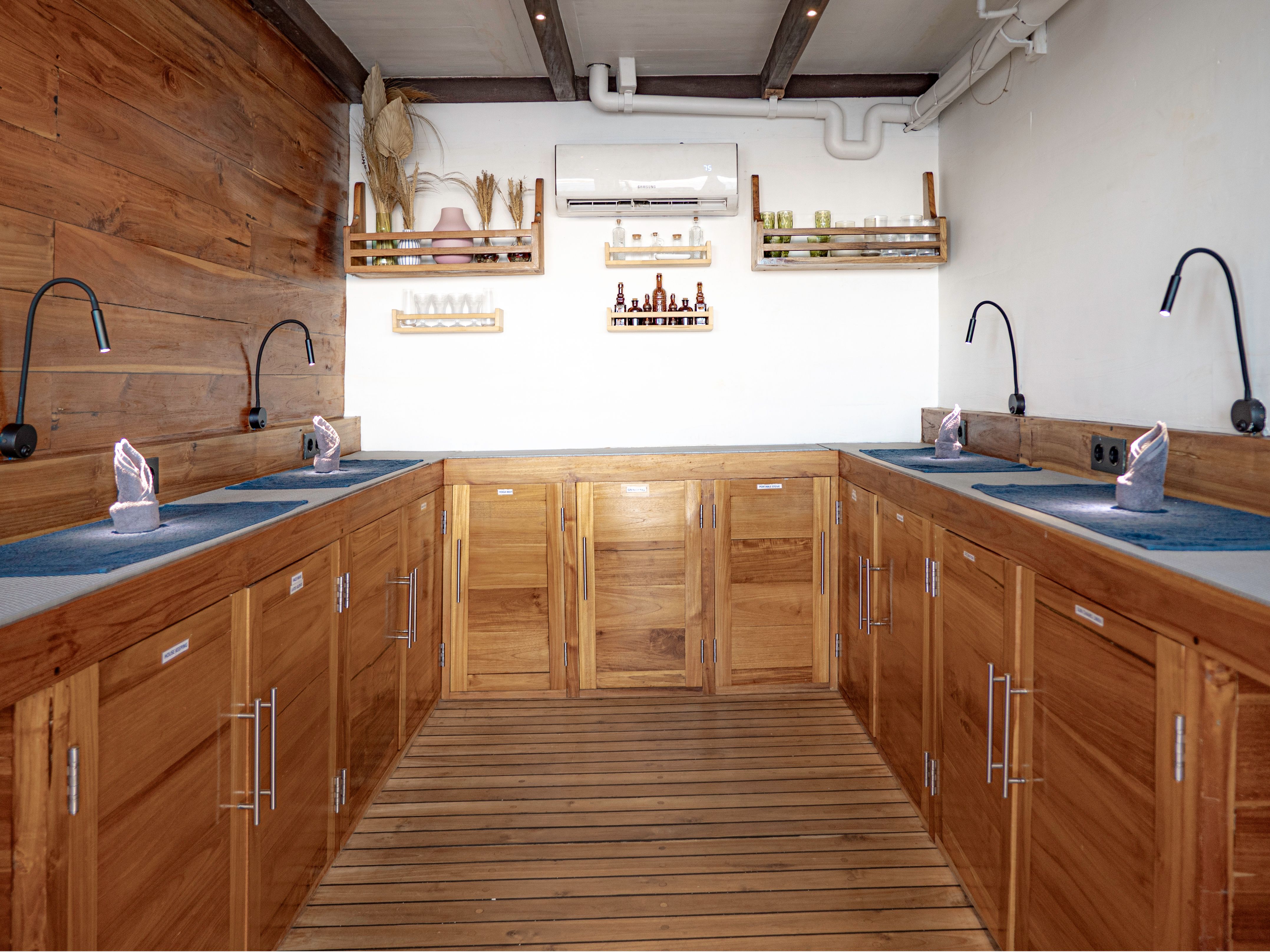 Custom Built Phinisi | Fenides