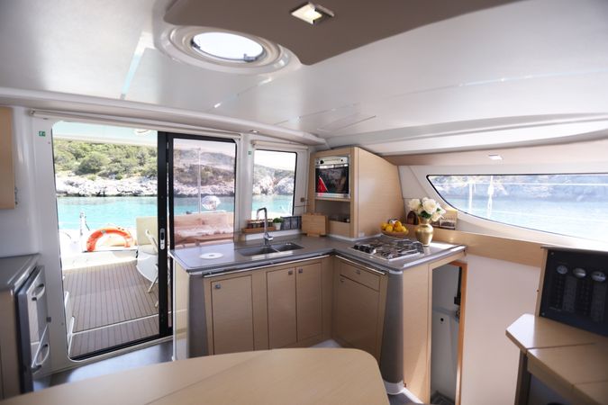 Fountaine Pajot Lipari 41 | Romeo & Juliet