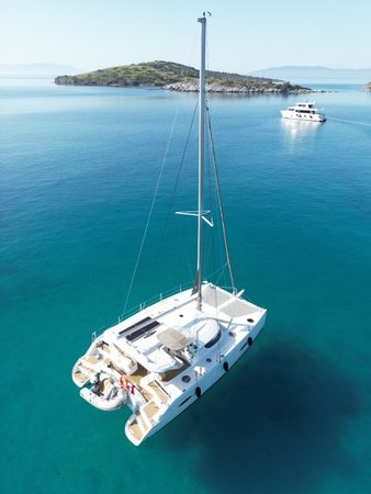 Fountaine Pajot Lipari 41 | Romeo & Juliet