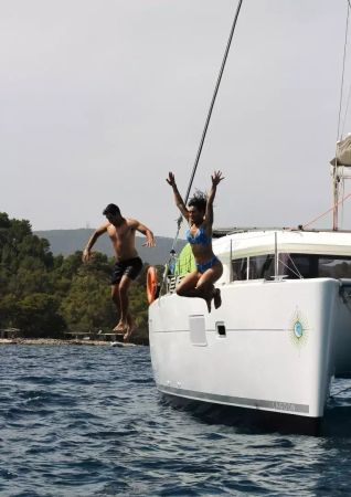 Lagoon 400 | Sol de Mayo