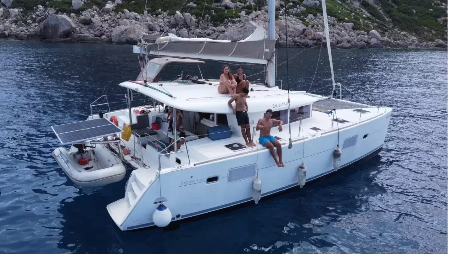 Lagoon 400 | Sol de Mayo