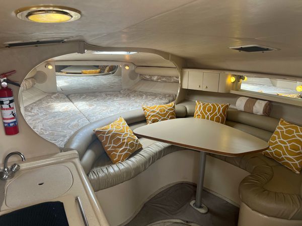 Sea Ray 330 | Sea Breeze