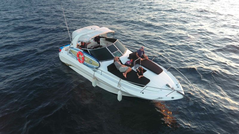 Sea Ray 330 | Sea Breeze