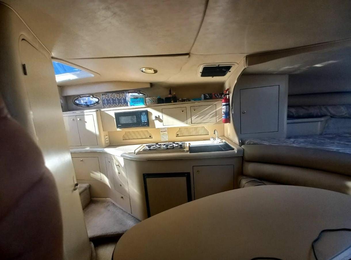 Sea Ray 330 | Sea Breeze