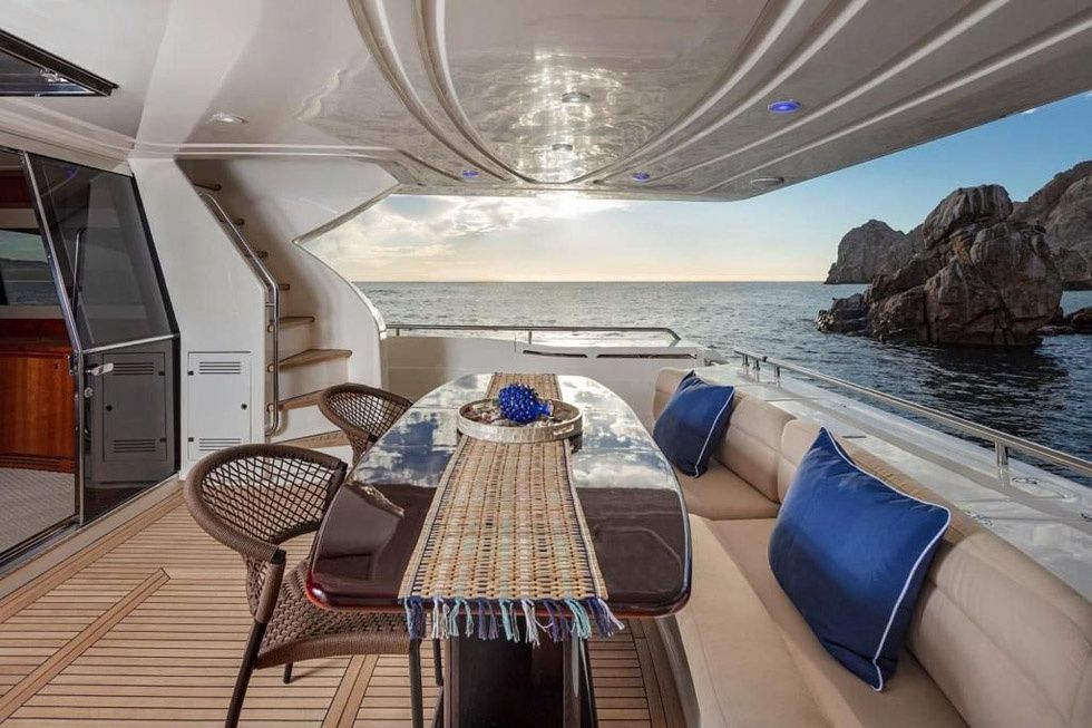 Ferretti 760 | Patron