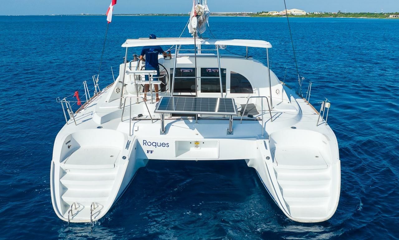 Lagoon 380 | Roques