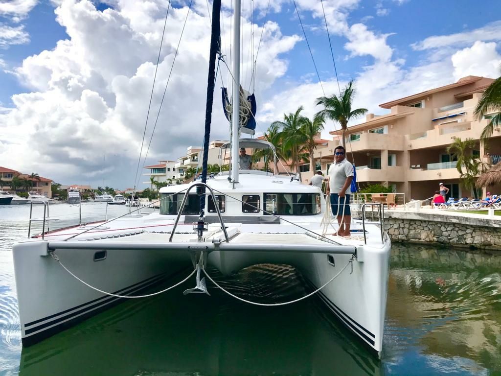 Lagoon 440 | Dralion