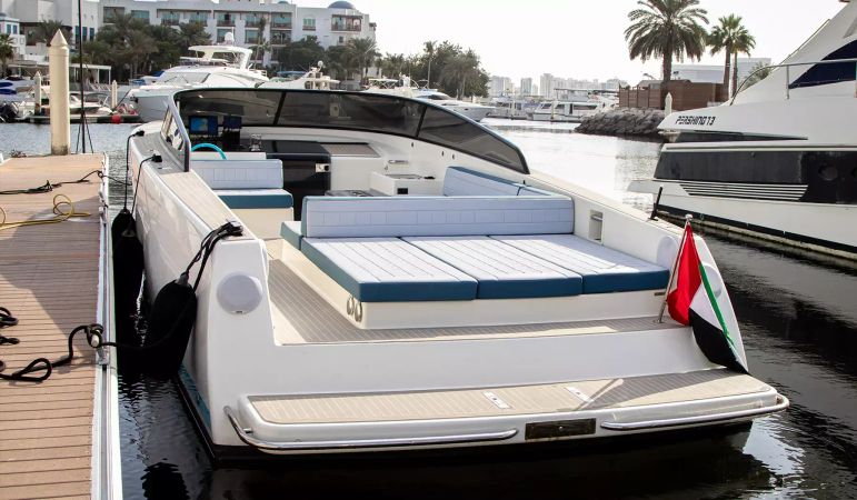 Van Dutch 40 | Moonraker