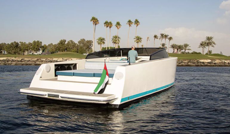 Van Dutch 40 | Moonraker