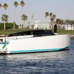 Van Dutch 40 | Moonraker