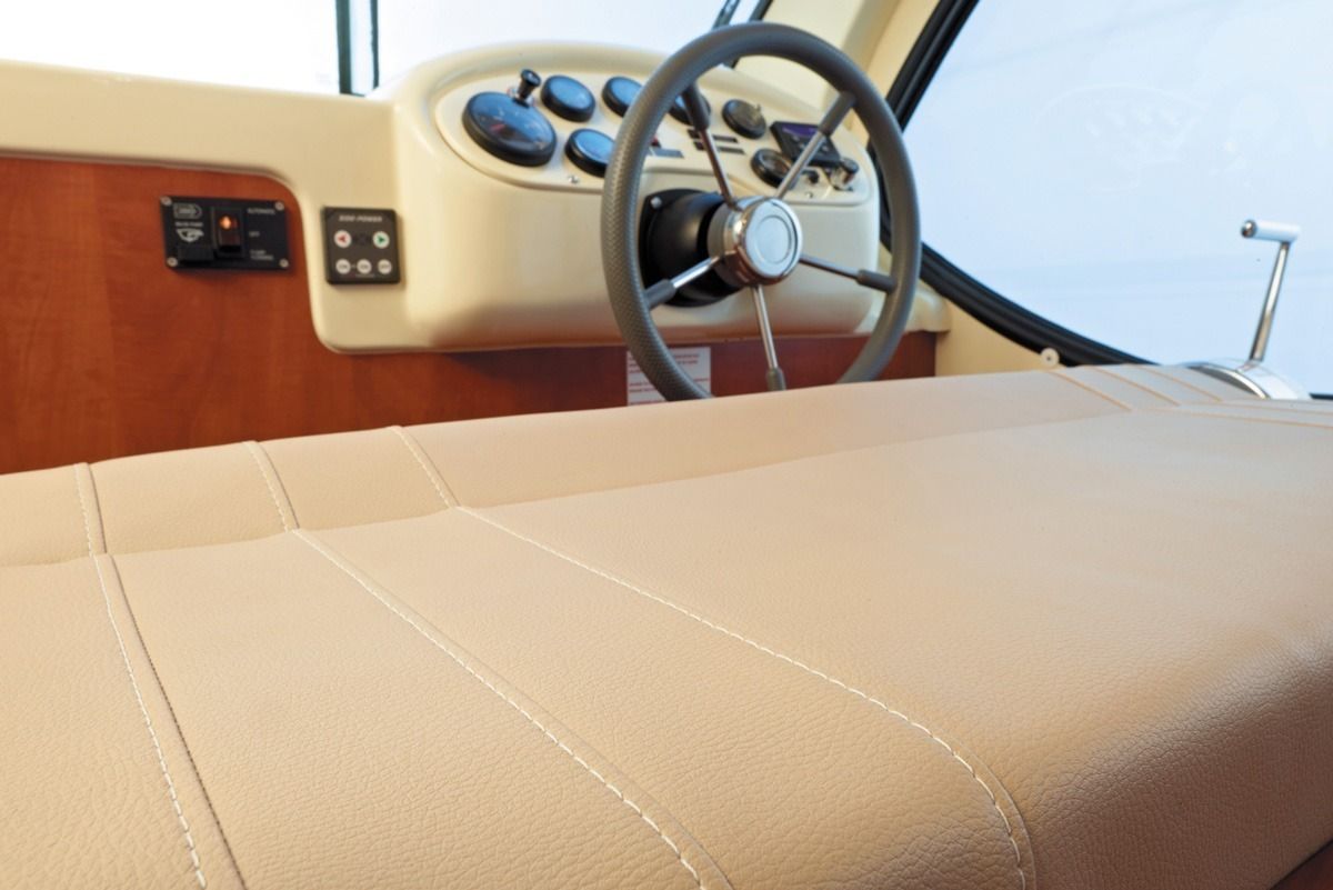 Nicols Estivale Quattro B | Gold Wave