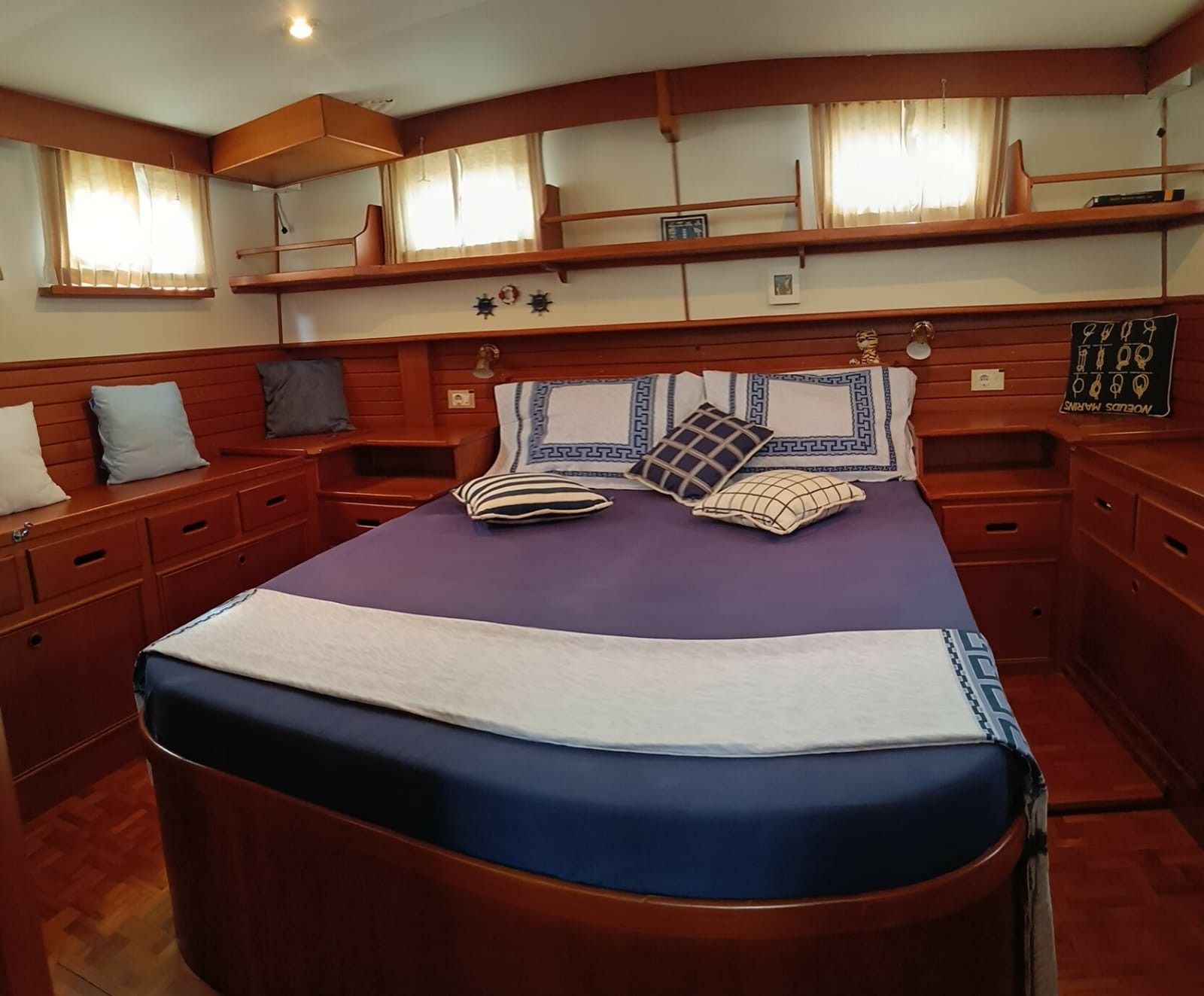 Grand Banks 32 | Mango