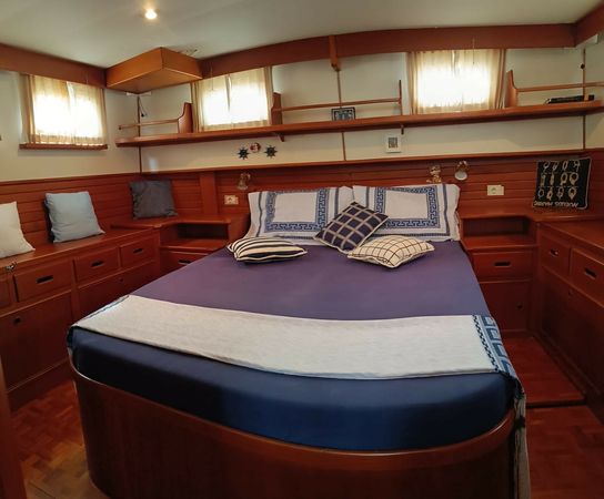 Grand Banks 32 | Mango