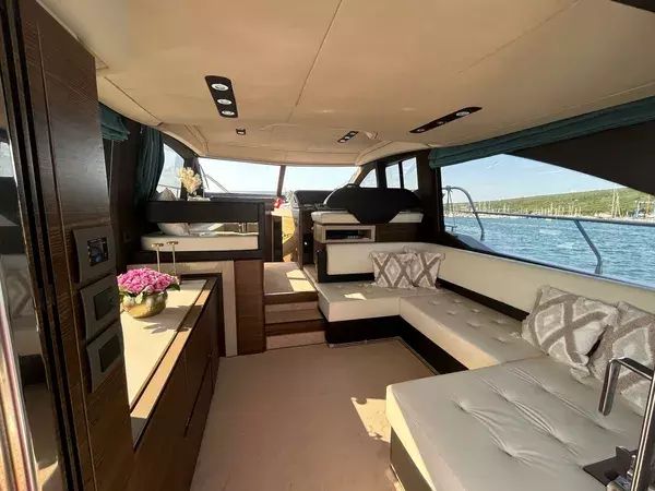 Azimut 50 Fly | Sunrise