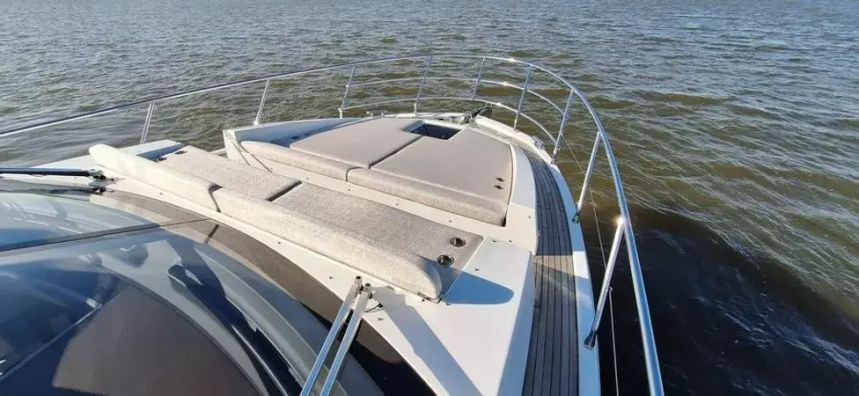 Azimut 50 Fly | Sunrise