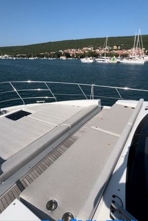 Azimut 50 Fly | Sunrise