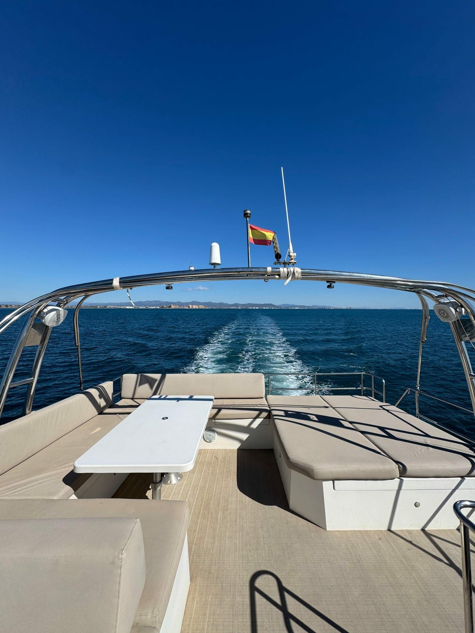 VY Cocoon | Serial chiller