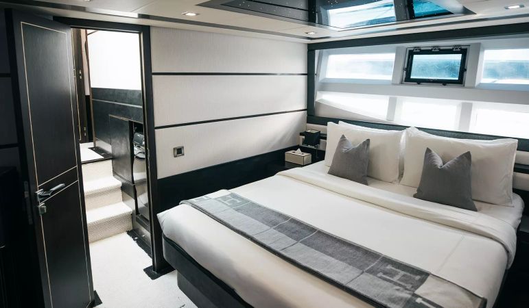Galeon 700 | Morrigan