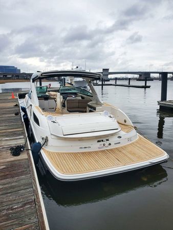 Sea Ray 350 SLX | 15