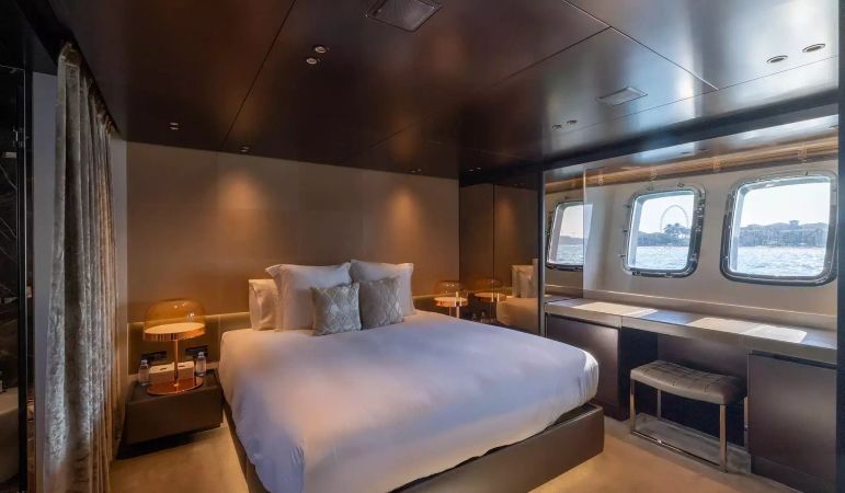 Benetti 163 | Tiberias