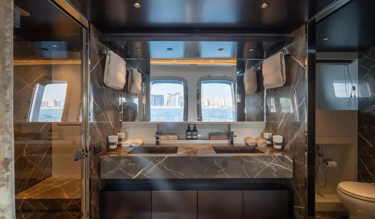 Benetti 163 | Tiberias