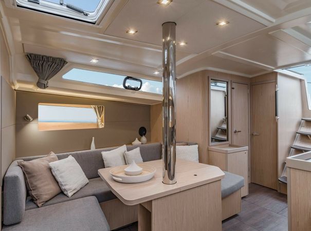 Beneteau Oceanis 40.1 | Moorings 24