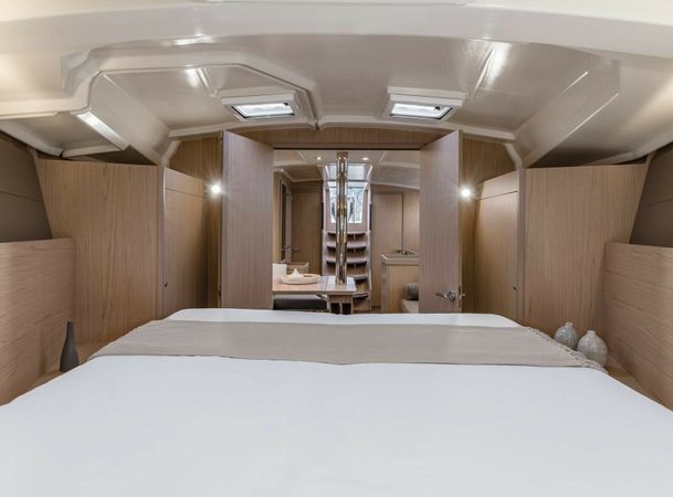 Beneteau Oceanis 40.1 | Moorings 24