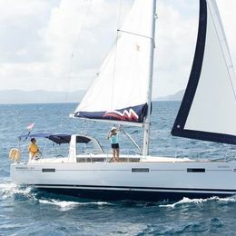 Beneteau Oceanis 40.1 | Moorings 24