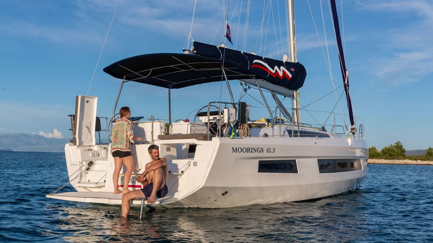 Dufour 41 | Moorings 25