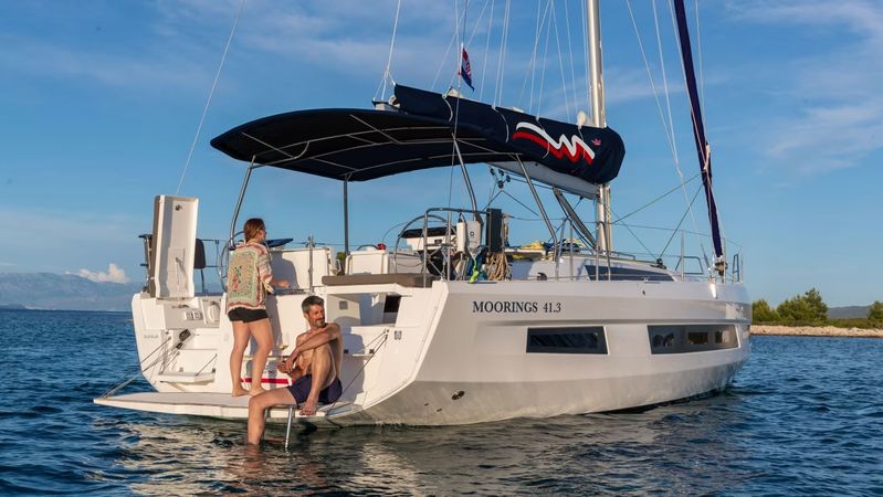 Dufour 41 | Moorings 24