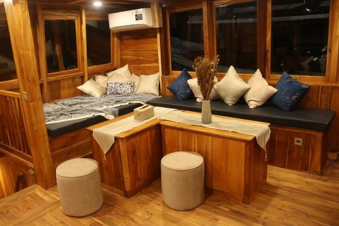 Custom Built Phinisi | Blue Lotus