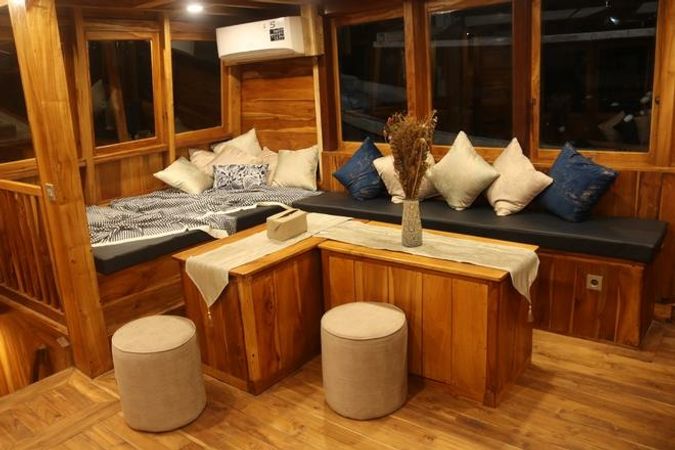 Custom Built Phinisi | Blue Lotus