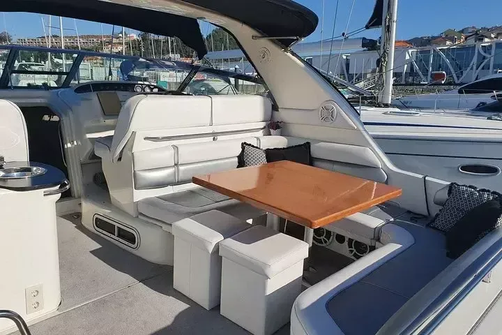 Sea Ray Sundancer 375 | Purple