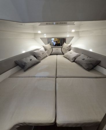 Mingolla Brava 28 | 25