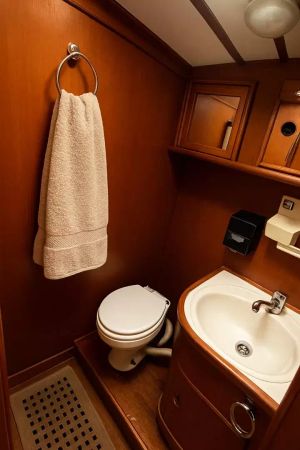 Canados 44 | Etruria