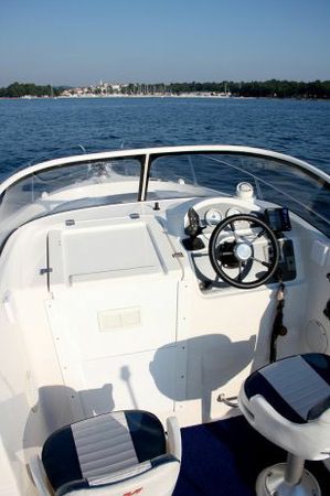 Quicksilver 630 | 13