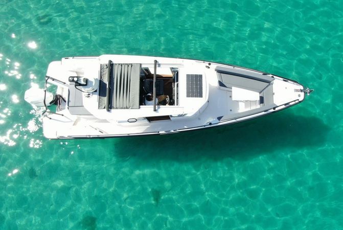 Axopar 28 Cabin | 21